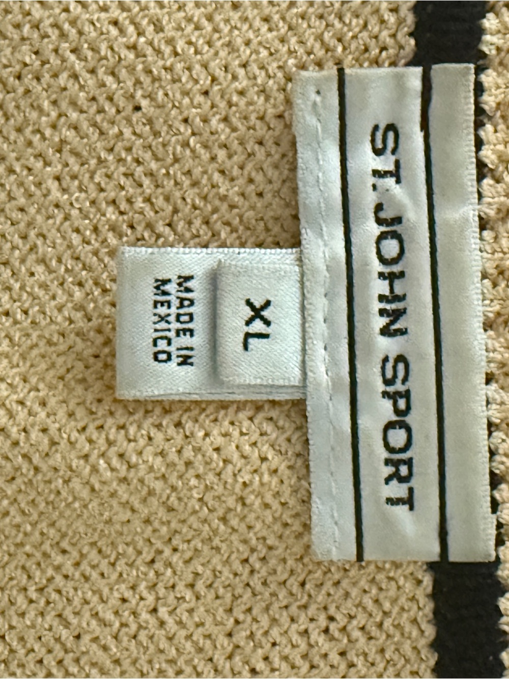 St. John Cream and Black Zip-Front Knit Jacket - Picture 9 of 12